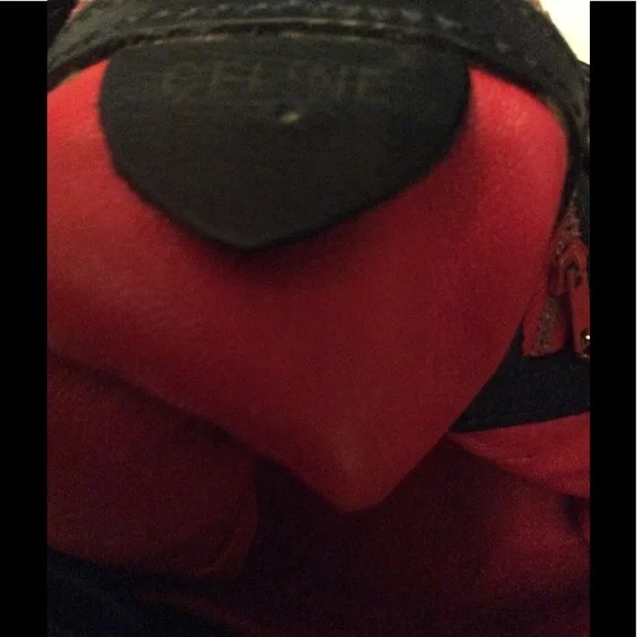 Celine Black and Cream Shoulder Bag - Picture 7 of 8